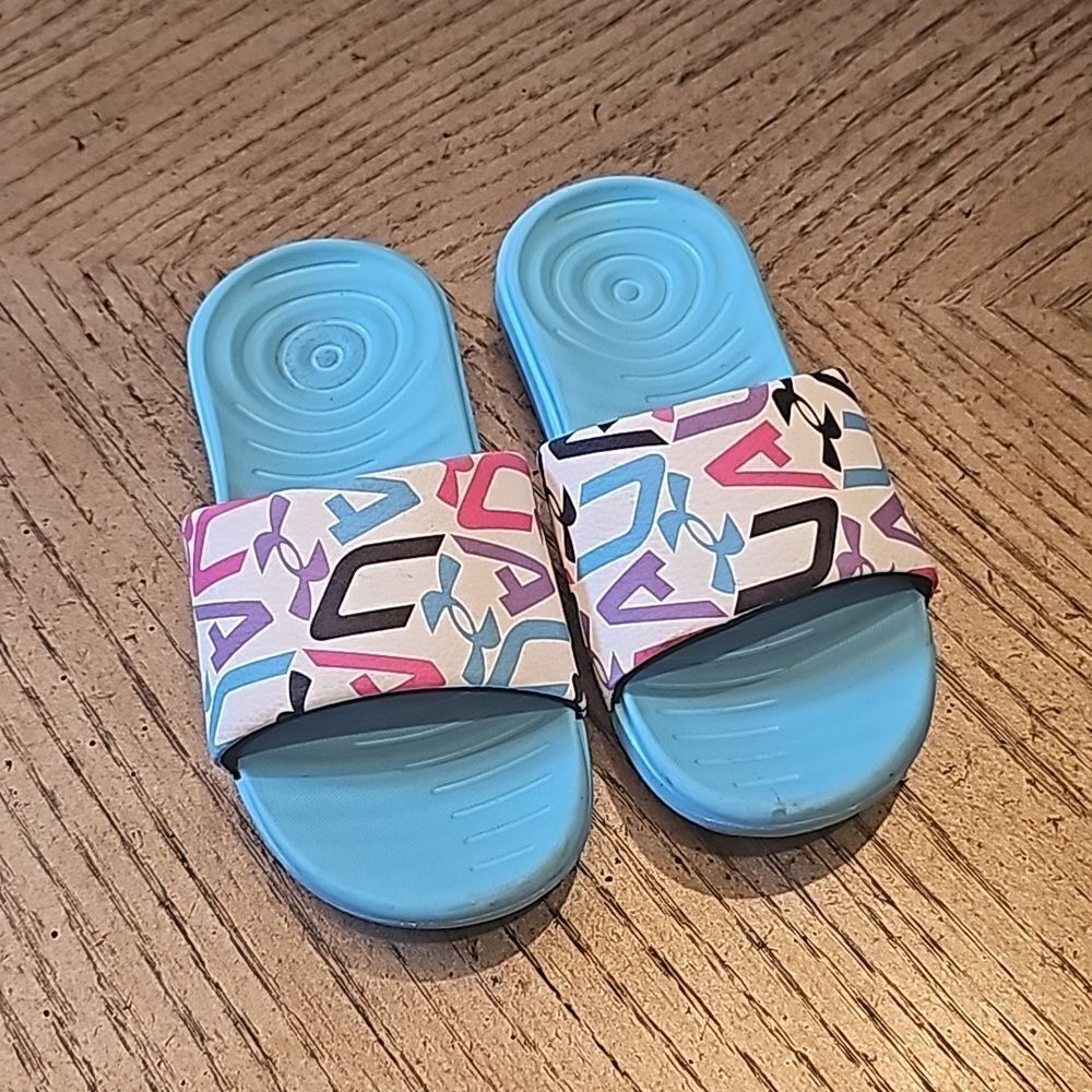 Under Armour slides size 13